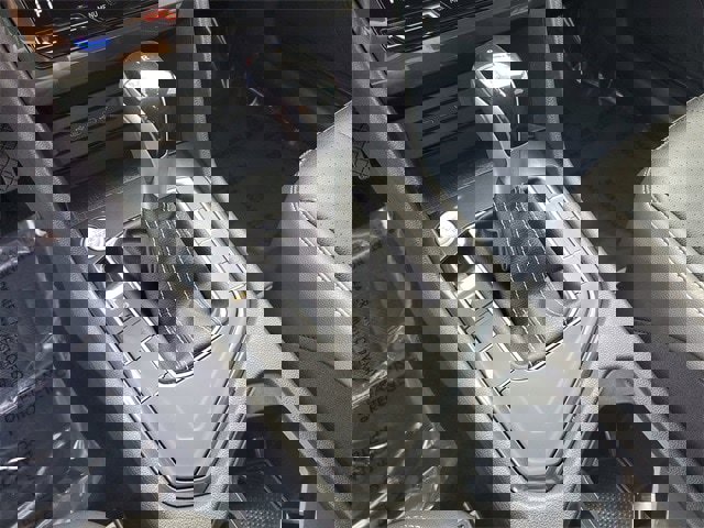 Certified 2022 Volkswagen Tiguan SE image 28