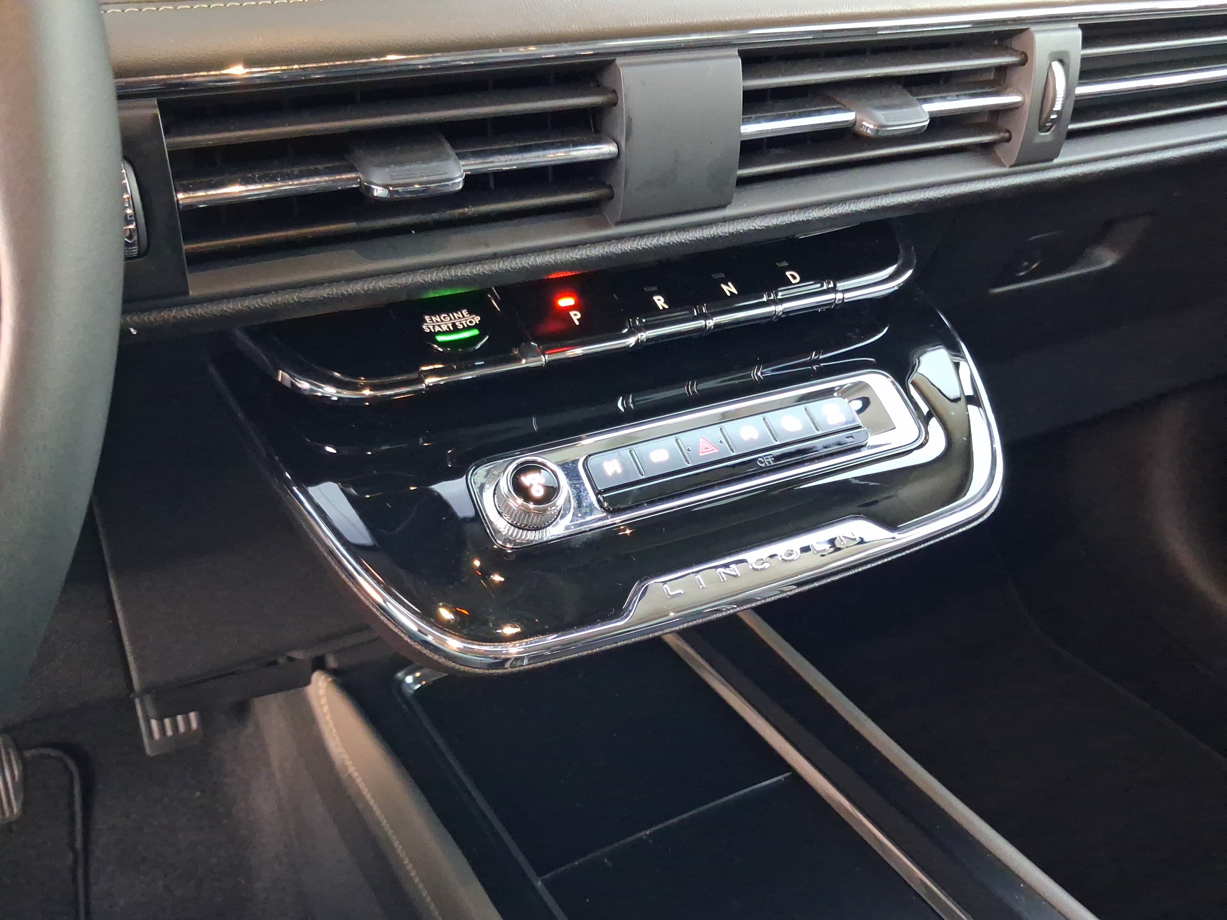 Certified 2024 Lincoln Corsair FWD image 20