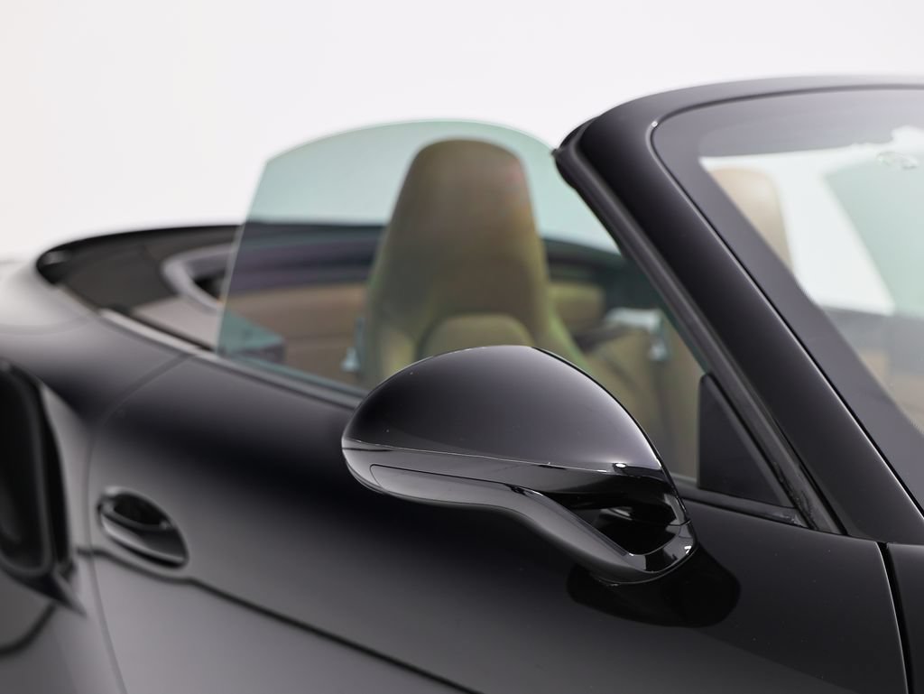 Certified 2019 Porsche 911 Turbo S AWD/4WD image 20