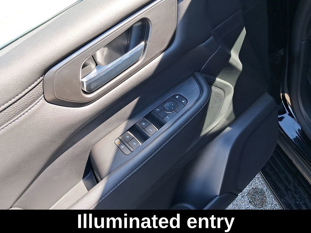 New 2026 Nissan Armada SV image 12