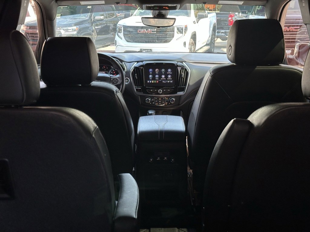 Used 2023 Chevrolet Traverse RS w/ LPO, Floor Liner Package image 9