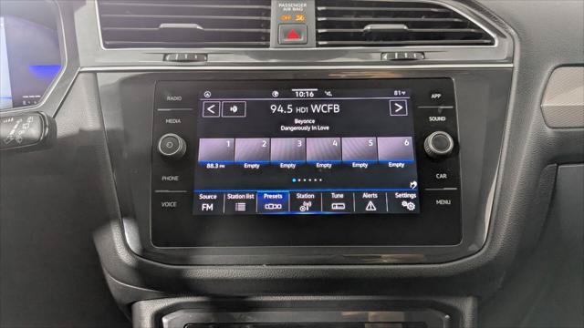 Used 2023 Volkswagen Tiguan SE R-Line FWD image 32