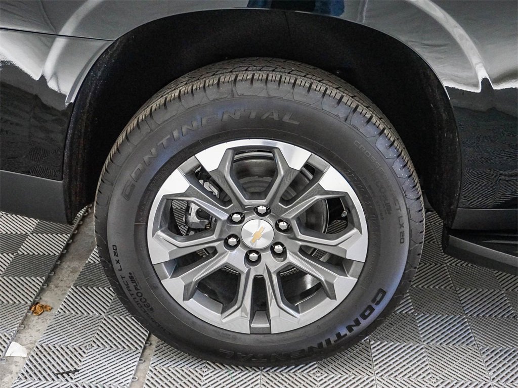 New 2026 Chevrolet Suburban LS image 10