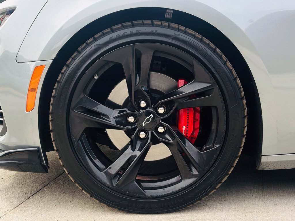 Used 2024 Chevrolet Camaro SS RWD image 28