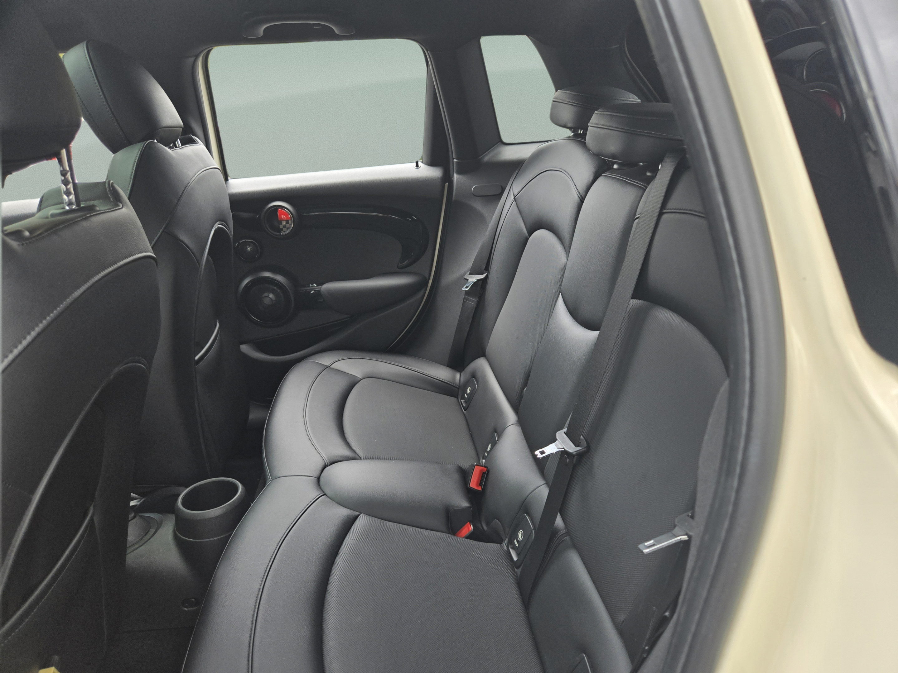 Used 2018 MINI Cooper S FWD image 27