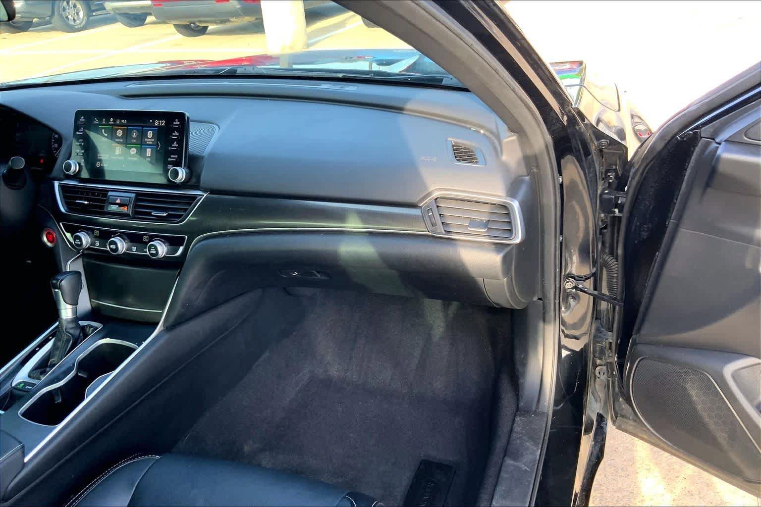Used 2018 Honda Accord Sport image 18