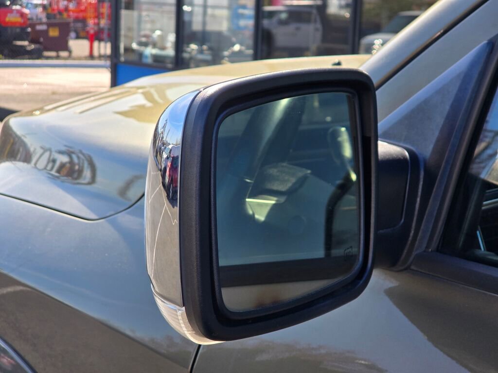 Used 2014 RAM 2500 Laramie w/ Convenience Group image 11