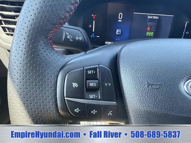 Used 2025 Ford Escape ST-Line Select AWD/4WD image 30