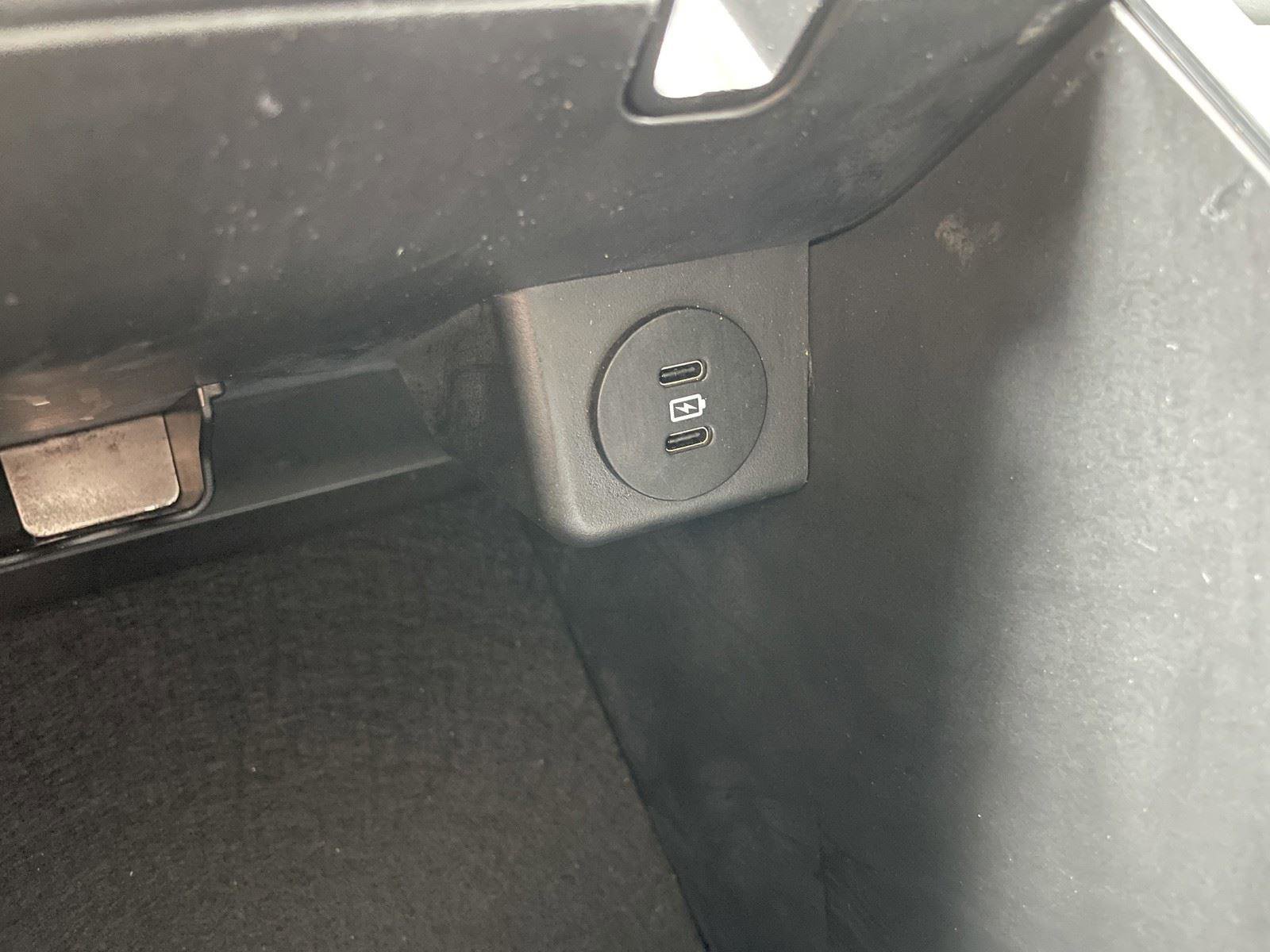 Used 2025 Ford Explorer Active w/ Active Comfort Package image 29