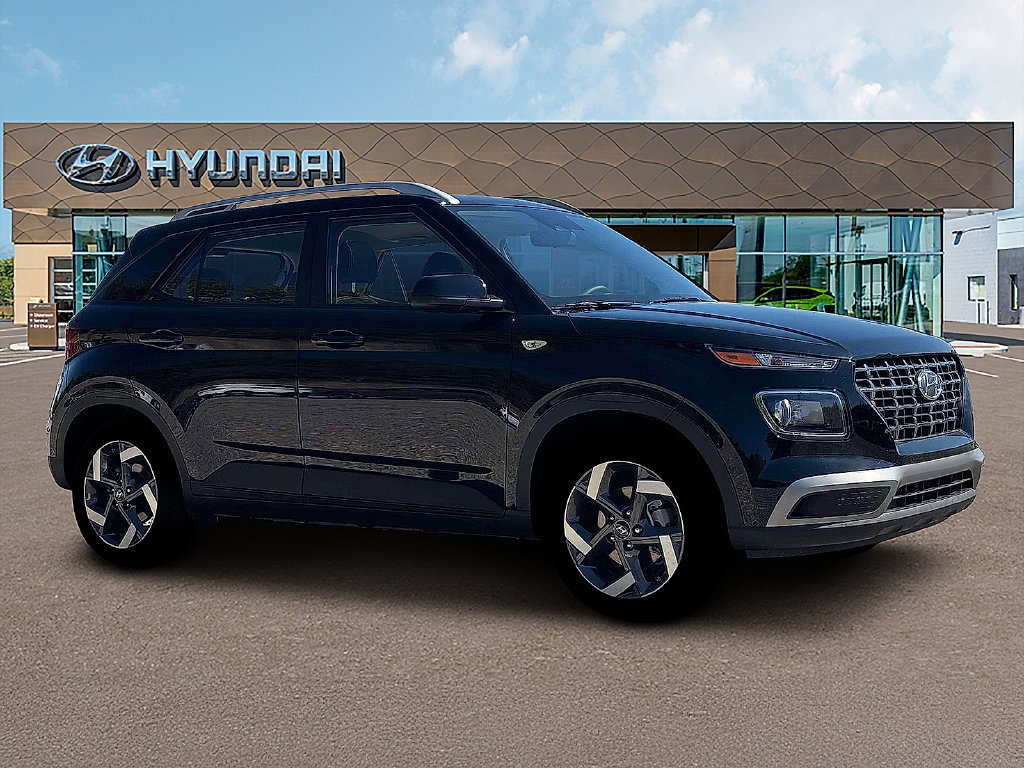 New 2026 Hyundai Venue SEL FWD image 10