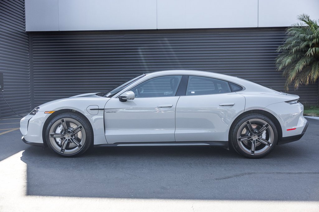 Certified 2025 Porsche Taycan Turbo image 2