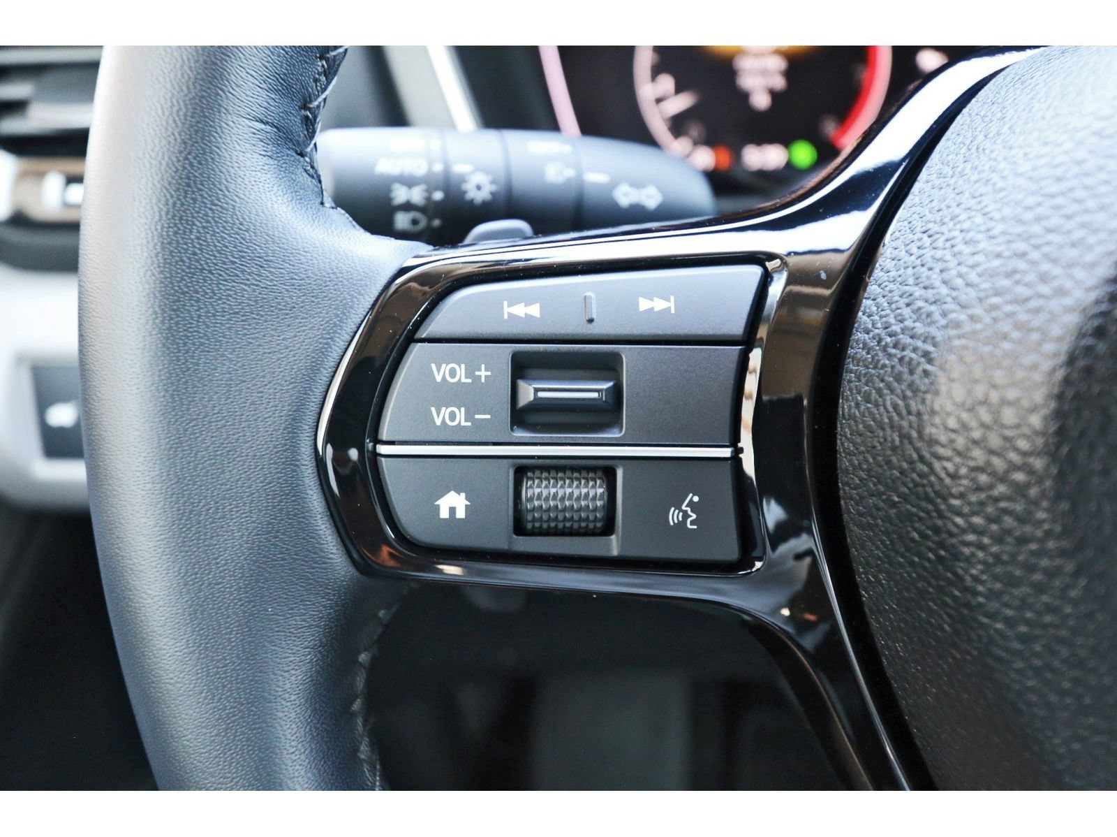 Used 2024 Honda Pilot Touring image 17
