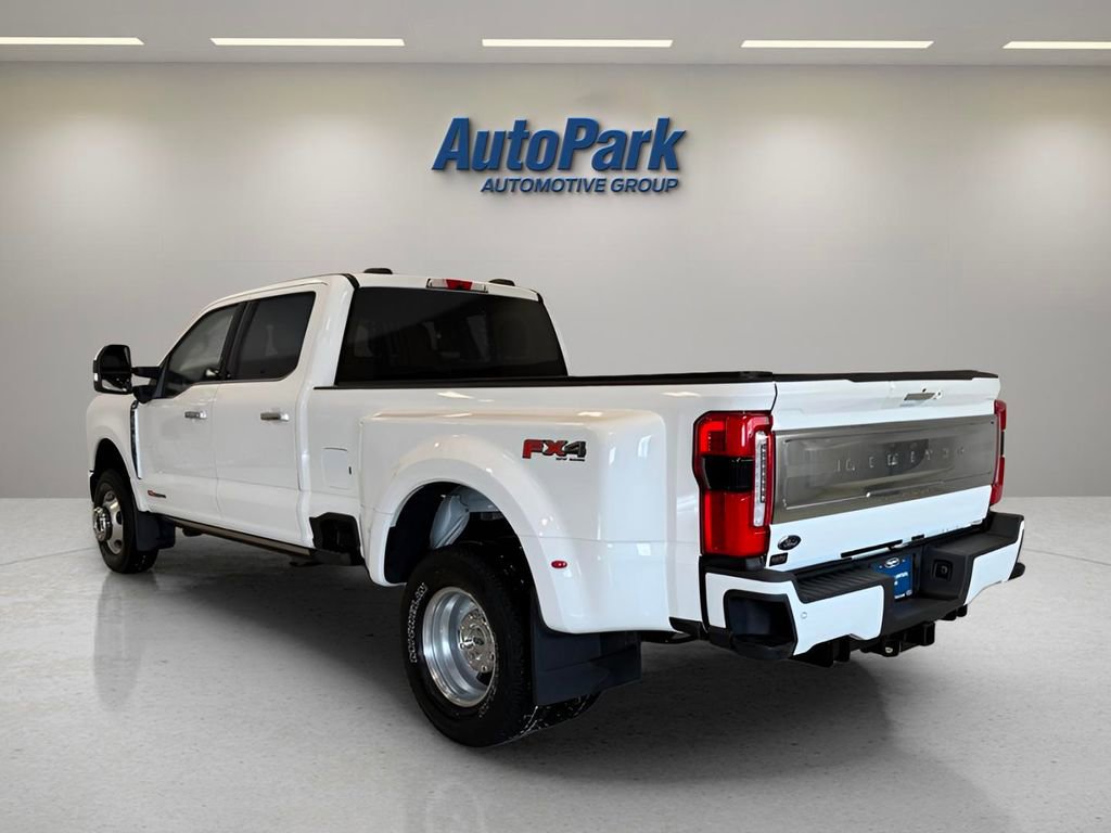 Used 2023 Ford F350 Limited w/ FX4 Off-Road Package image 5