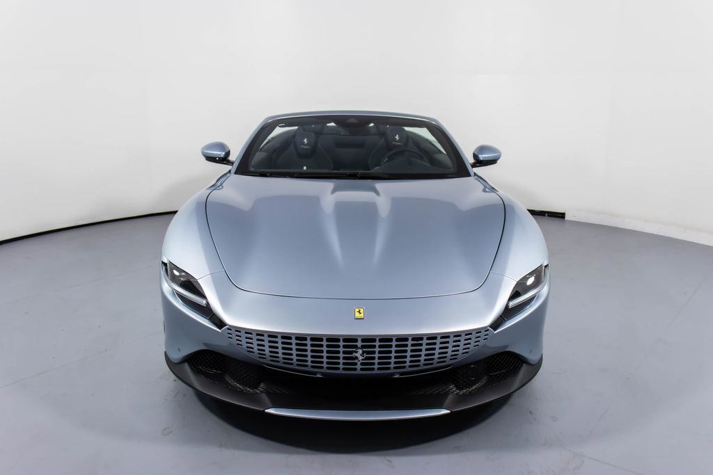 Certified 2025 Ferrari Roma Spider RWD image 15