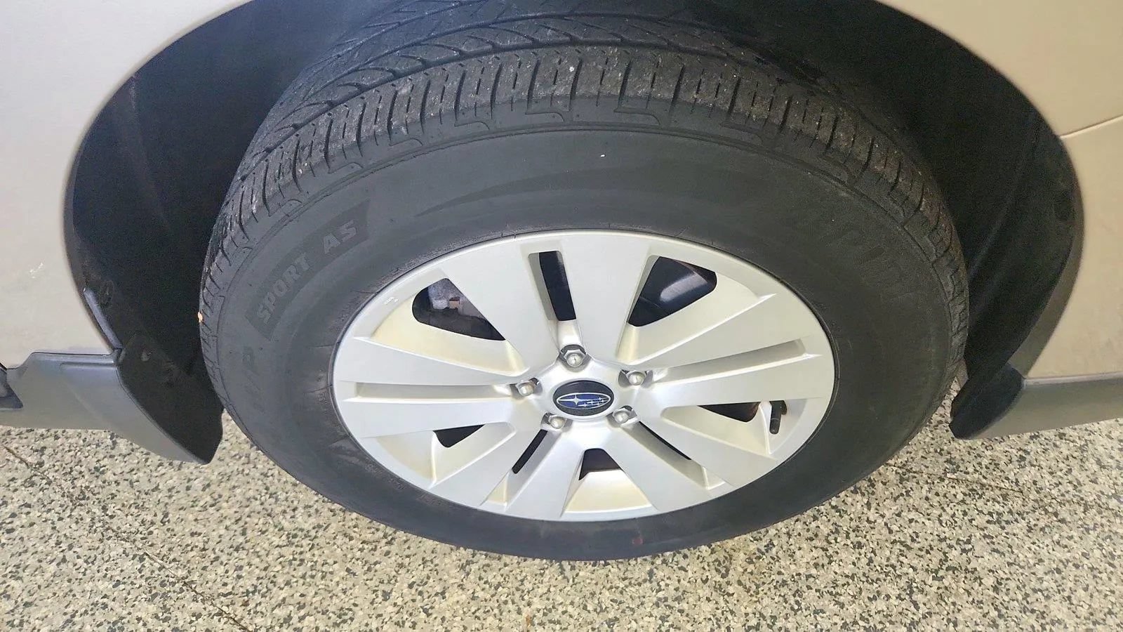 Used 2018 Subaru Outback 2.5i Premium AWD/4WD image 30