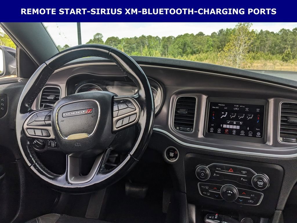 Used 2020 Dodge Charger SXT w/ Leather Interior Group image 8