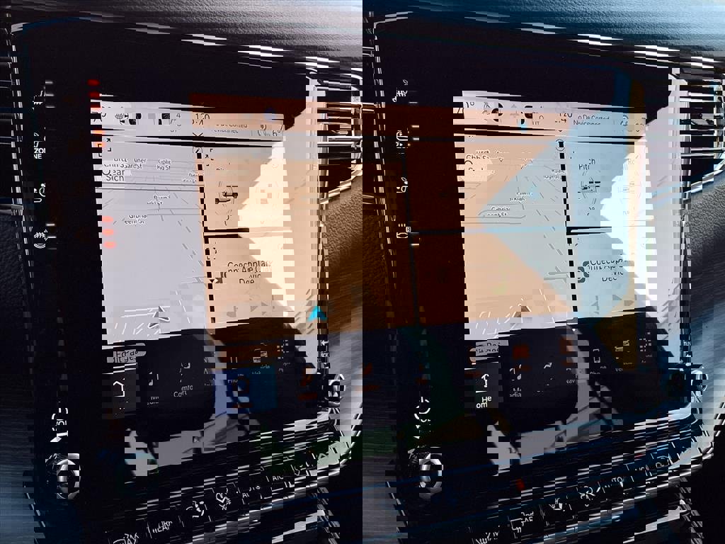 Certified 2024 Jeep Wagoneer L Series III w/ Flexible Seating Group image 43