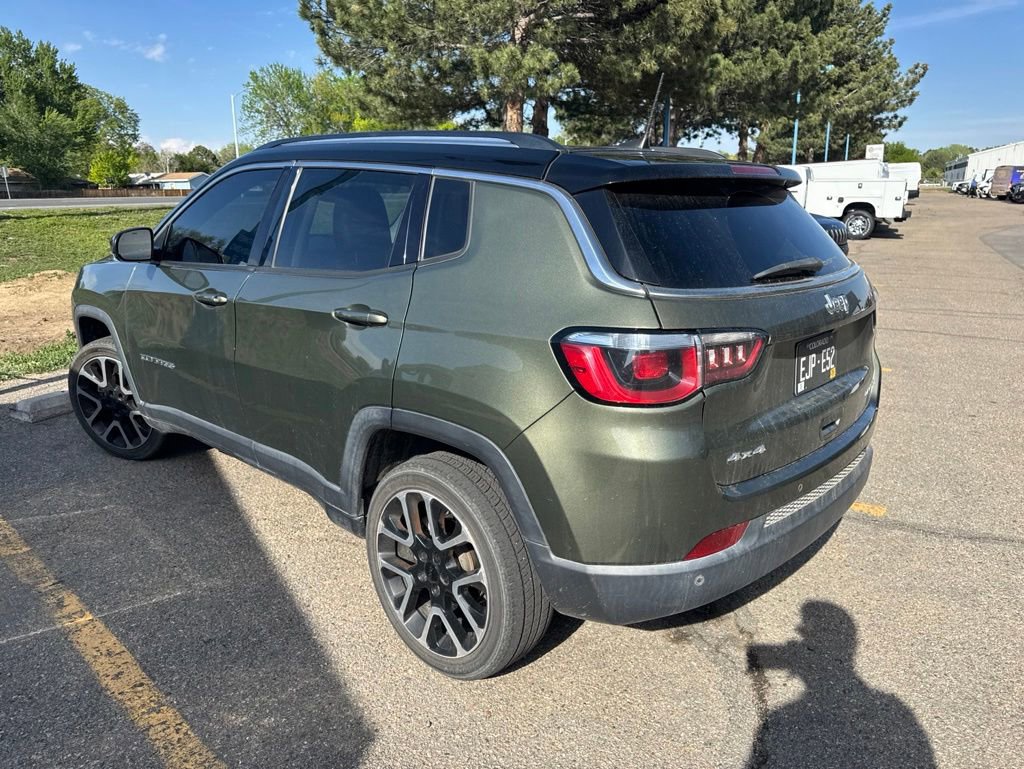 Used 2017 Jeep Compass Limited w/ Navigation Group AWD/4WD image 13