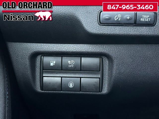 Used 2023 Nissan Leaf S image 17