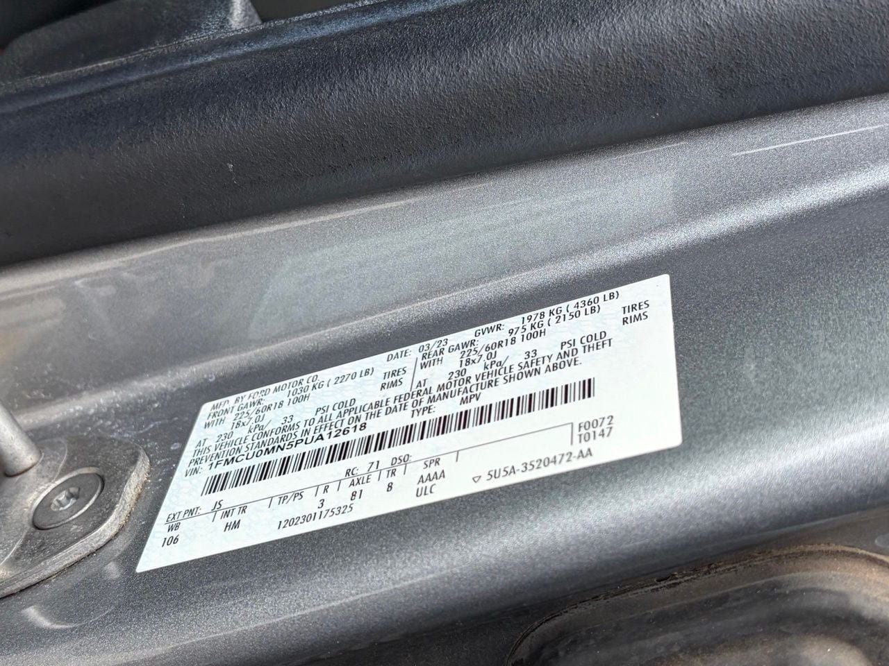 Used 2023 Ford Escape ST-Line FWD image 12