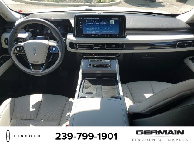 New 2026 Lincoln Aviator 2WD image 17