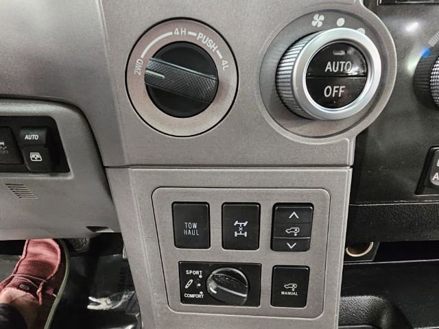 Used 2013 Toyota Sequoia Platinum image 18