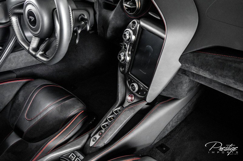 Used 2022 McLaren 720S Spider image 59