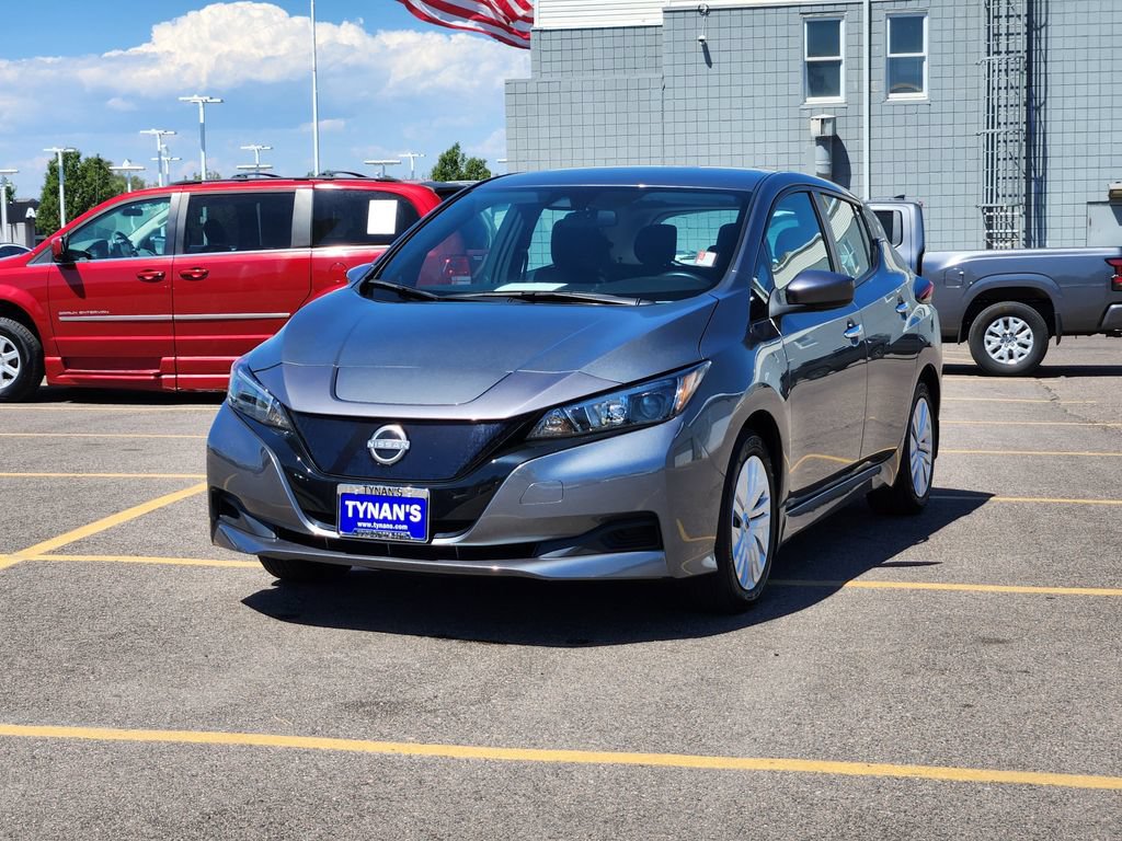 Certified 2025 Nissan Leaf S FWD image 3