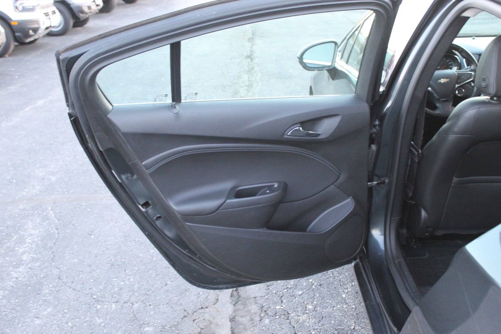 Used 2017 Chevrolet Cruze Premier image 15