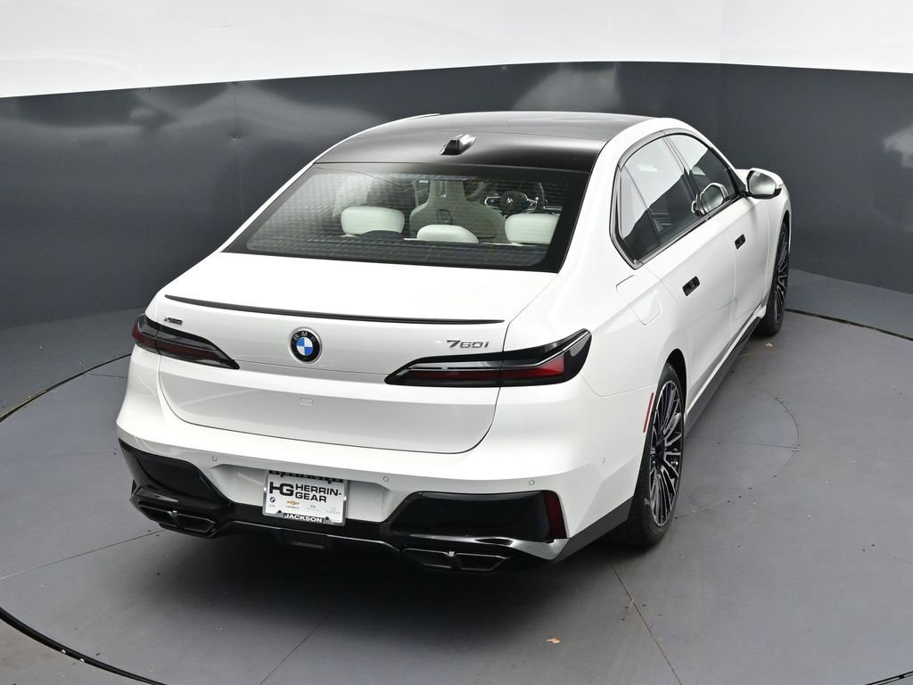 New 2026 BMW 760i xDrive w/ Executive Package AWD/4WD image 34