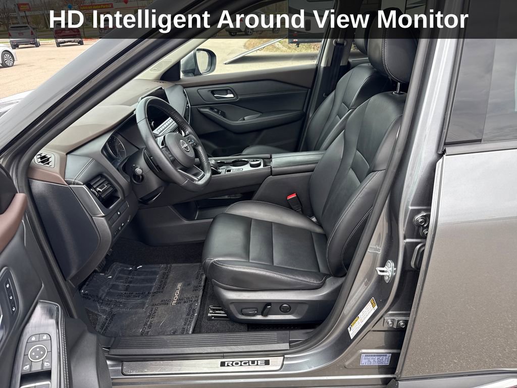 Used 2023 Nissan Rogue SL w/ SL Premium Package image 12