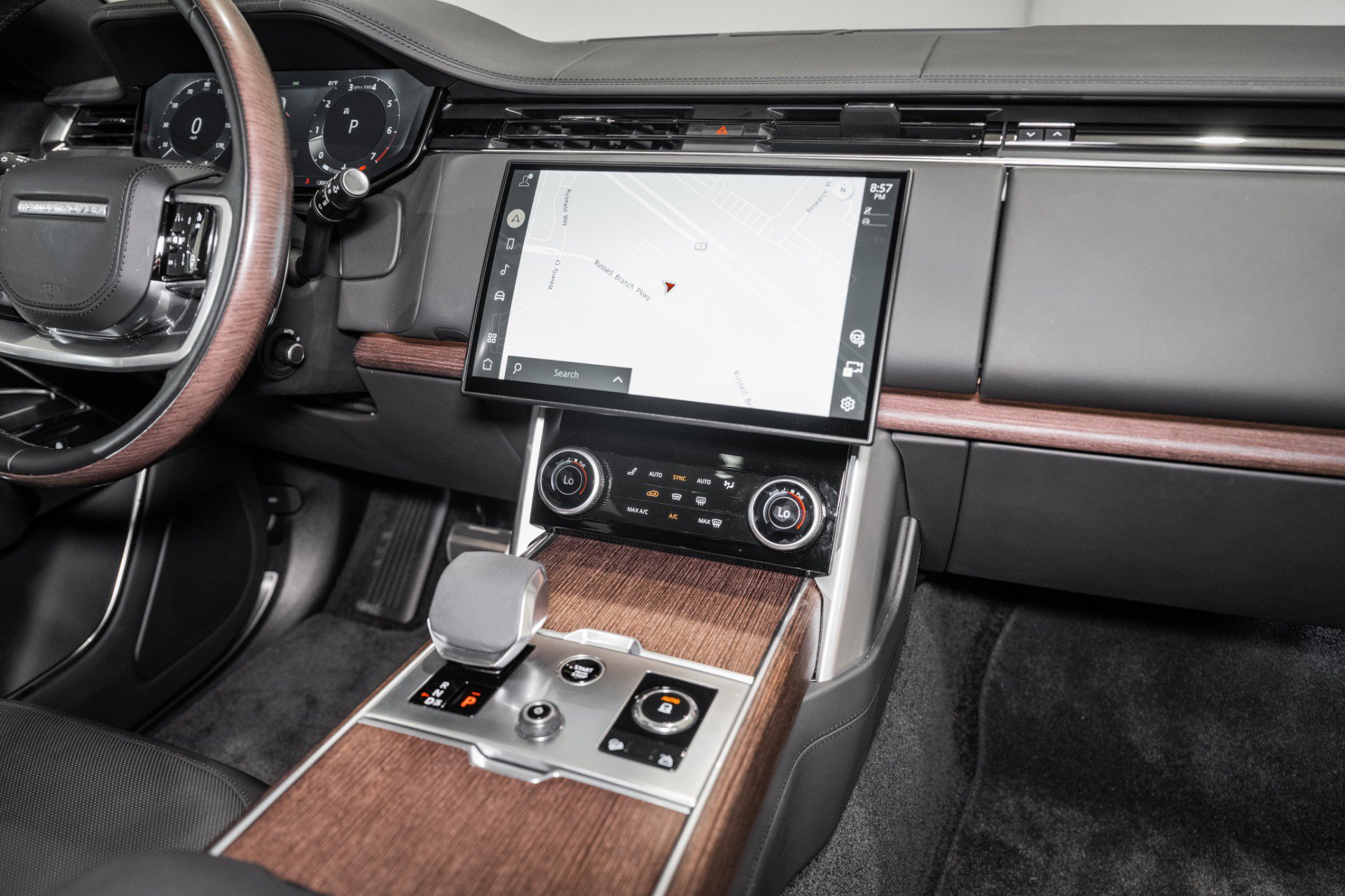 Used 2023 Land Rover Range Rover SE AWD/4WD image 32