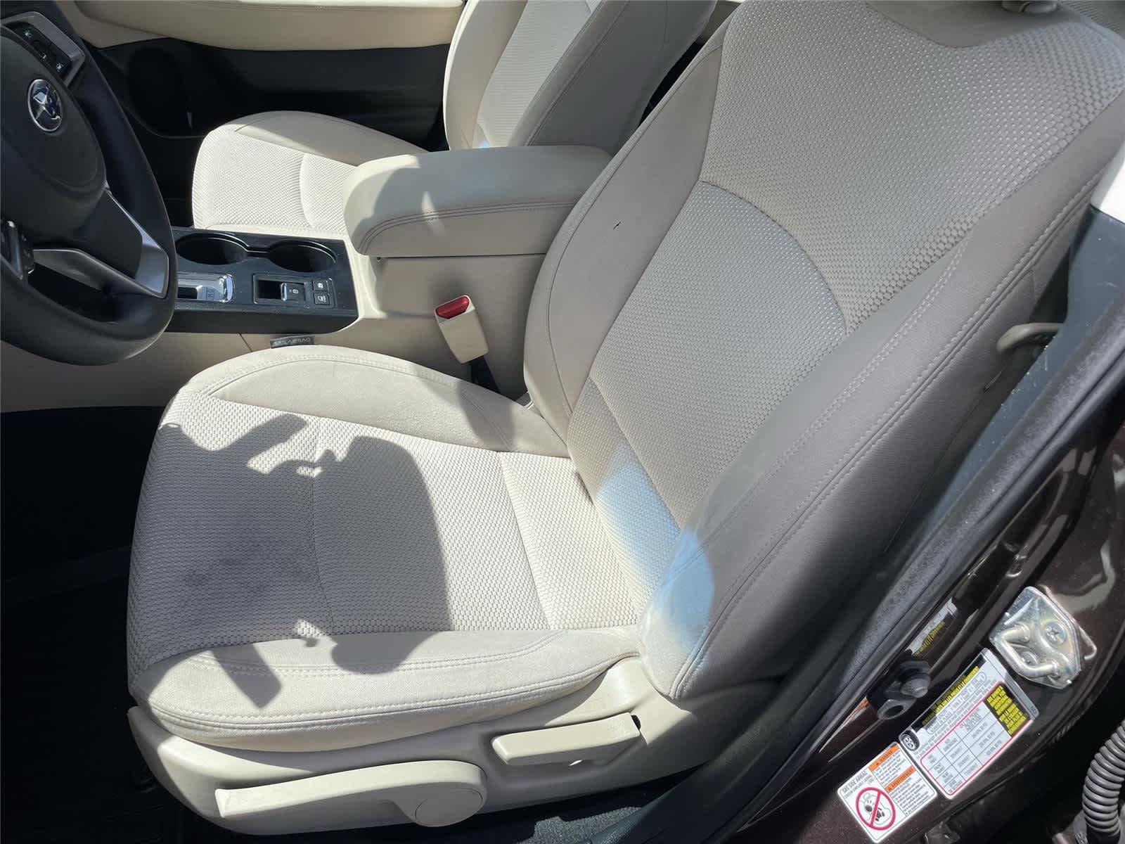 Used 2019 Subaru Outback 2.5i AWD/4WD image 12