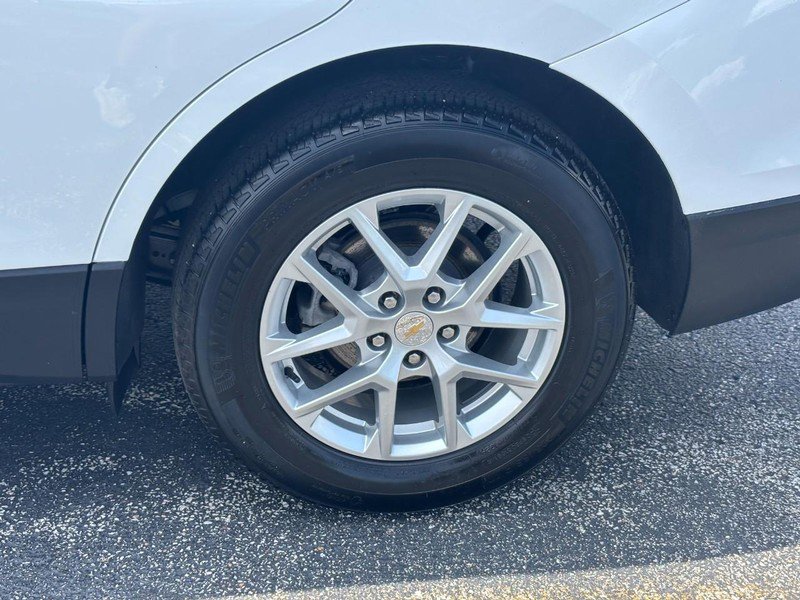 Certified 2024 Chevrolet Equinox LT w/ LPO, Floor Liner Package FWD image 9