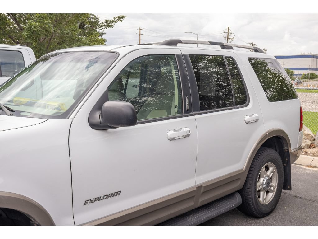 Used 2002 Ford Explorer Eddie Bauer AWD/4WD image 5
