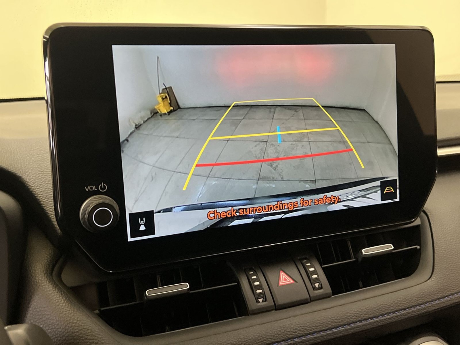 Used 2023 Toyota RAV4 XSE AWD/4WD image 18
