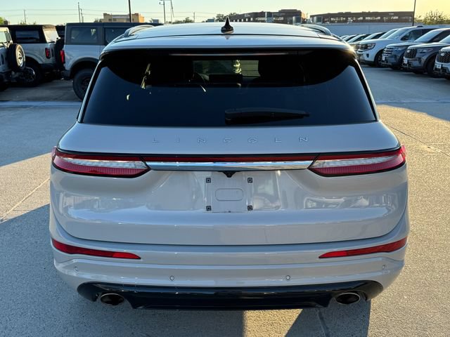 Used 2023 Lincoln Corsair Reserve w/ Equipment Group 202A AWD/4WD image 4