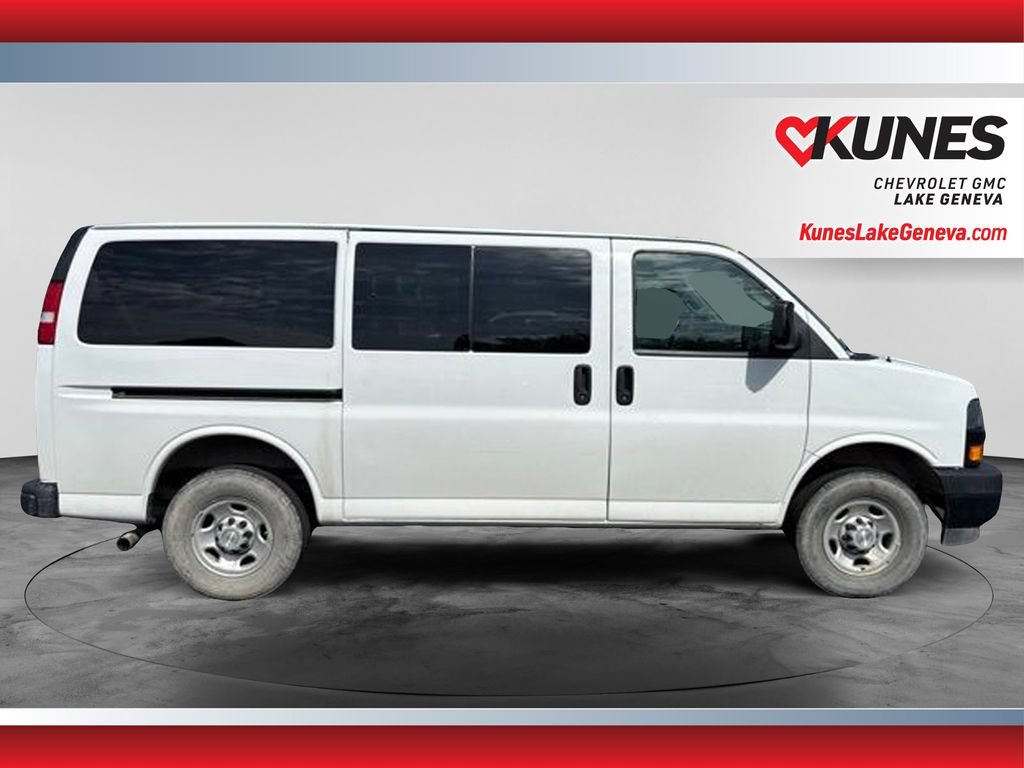 Used 2023 Chevrolet Express 3500 LS RWD image 3