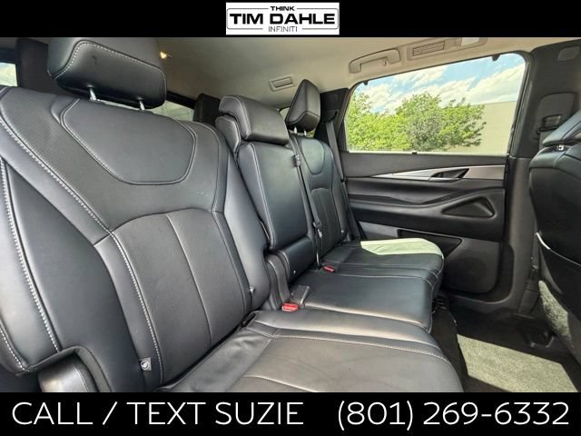 Used 2023 INFINITI QX60 Luxe w/ Cargo Package AWD/4WD image 17