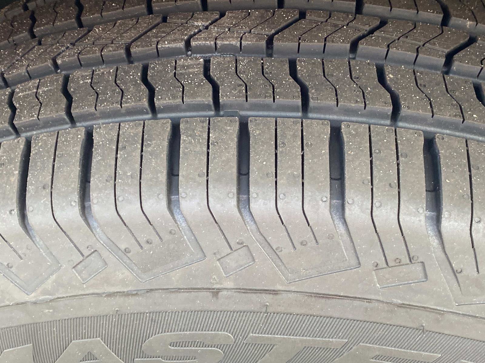 Used 2024 Jeep Wagoneer L 2WD image 16