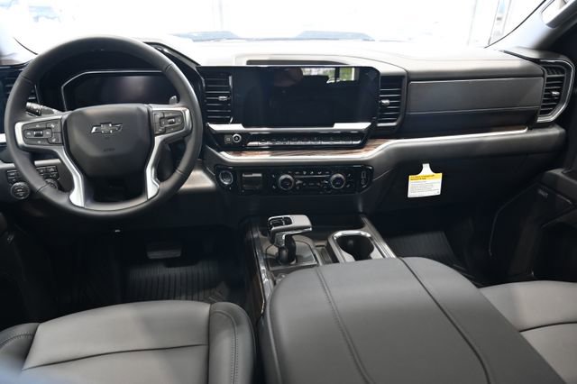 New 2026 Chevrolet Silverado 1500 LT Trail Boss AWD/4WD image 14