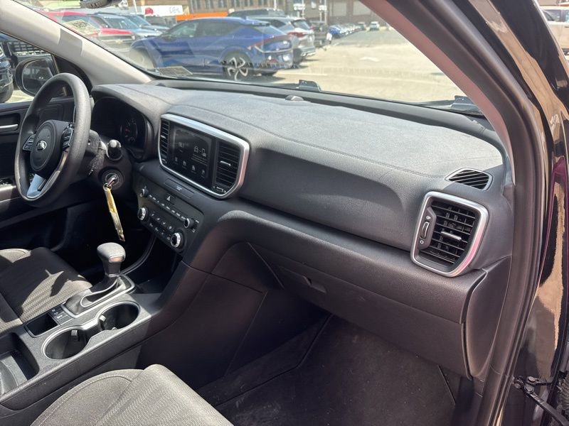 Used 2020 Kia Sportage LX AWD/4WD image 10