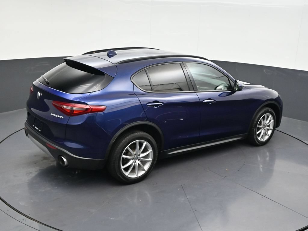 Used 2018 Alfa Romeo Stelvio Ti Sport AWD/4WD image 33