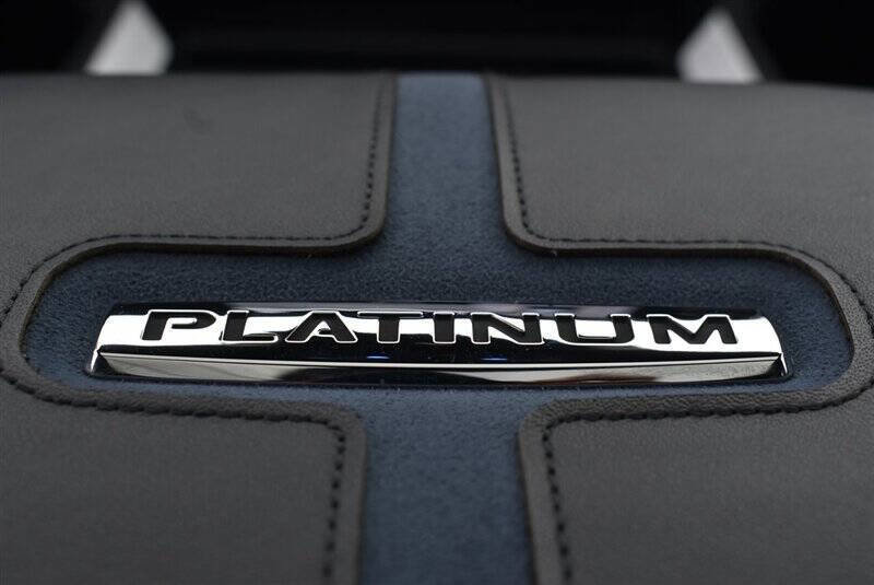 Used 2025 Ford F450 Platinum w/ FX4 Off-Road Package image 22