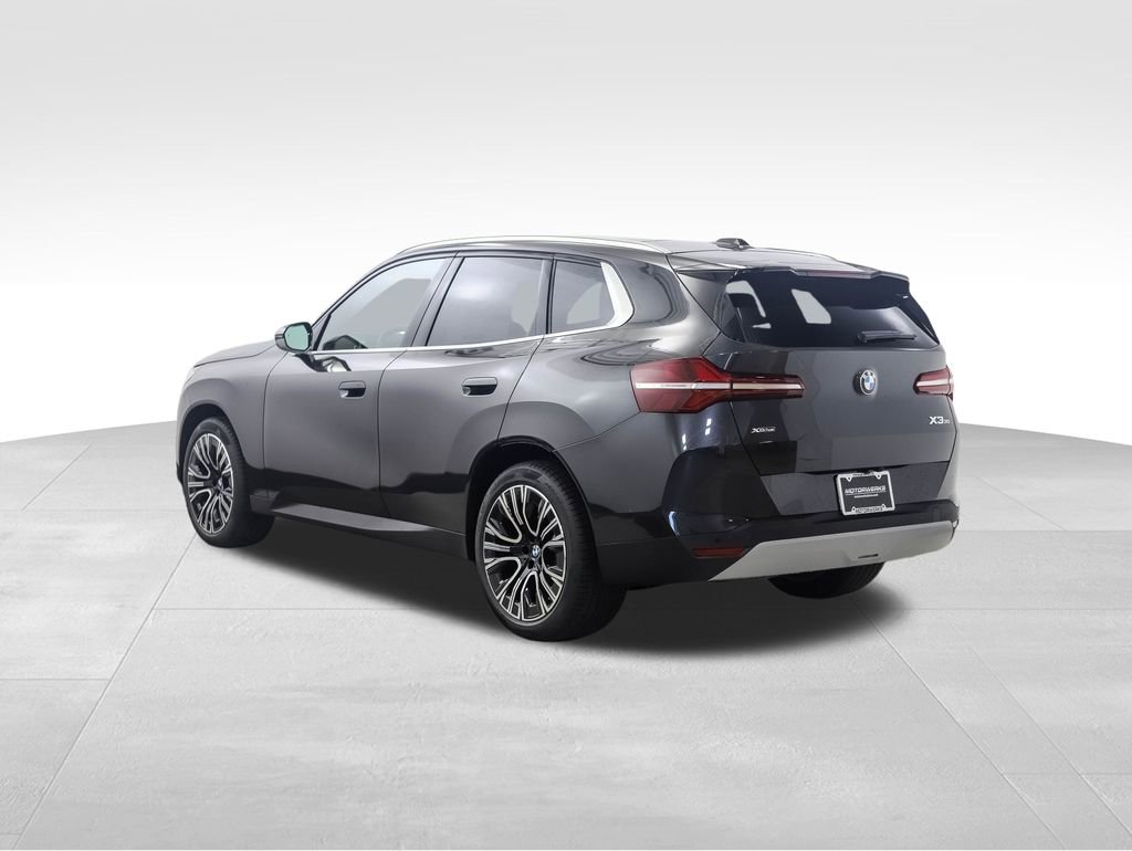 Used 2026 BMW X3 xDrive30 w/ Premium Package image 4