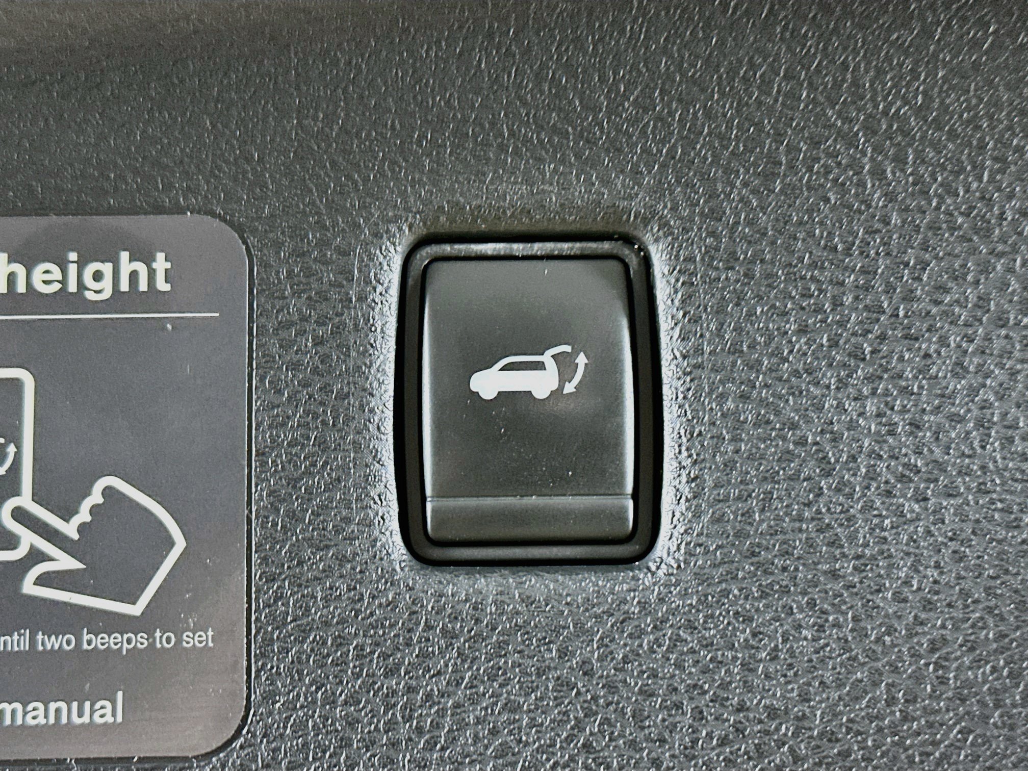Used 2019 INFINITI QX50 Essential w/ Premium Heat Package AWD/4WD image 31