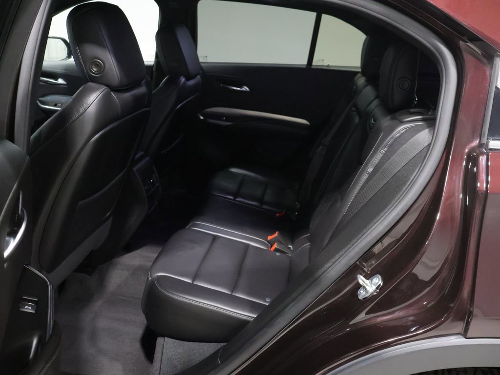 Used 2020 Cadillac XT4 Premium Luxury image 17