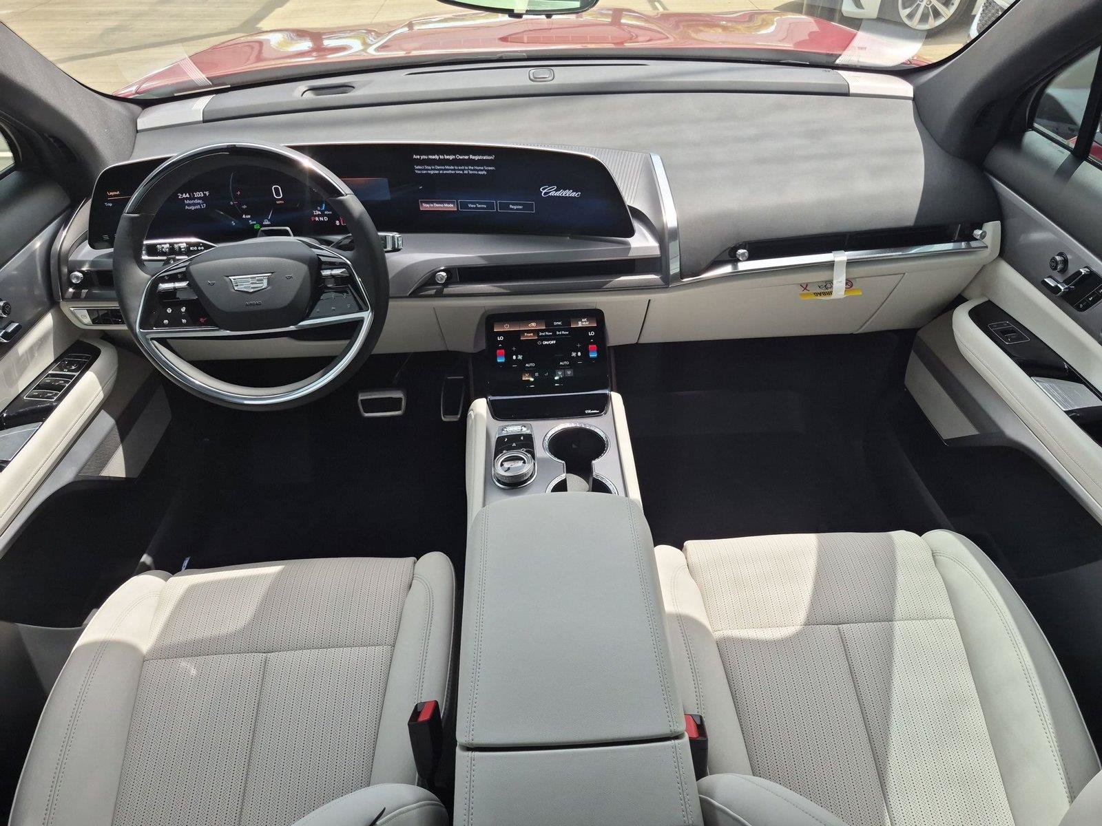 New 2027 Cadillac Vistiq Sport w/ LPO, Floor Liner Package AWD/4WD image 13