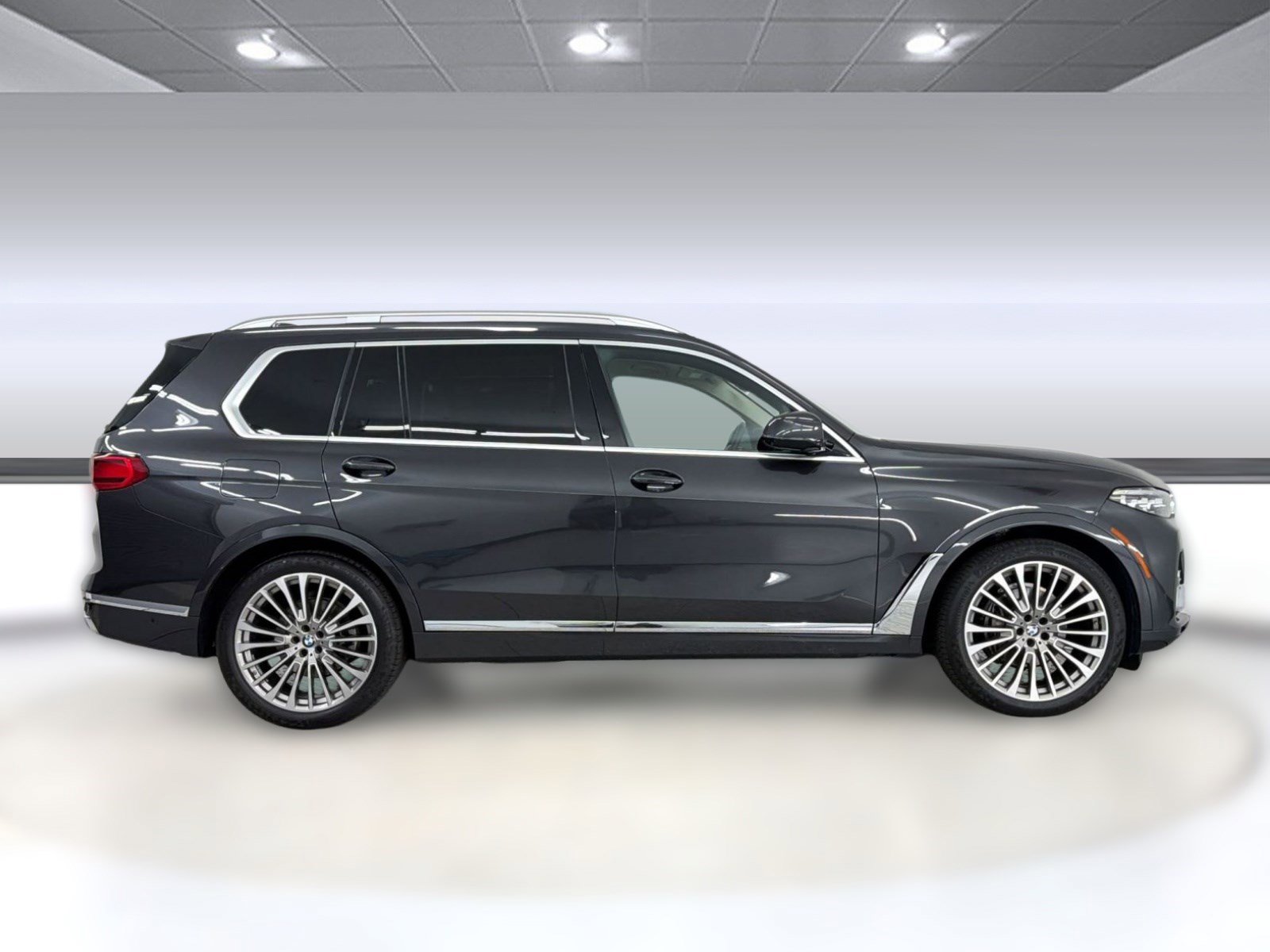 Used 2022 BMW X7 xDrive40i w/ Premium Package AWD/4WD image 8