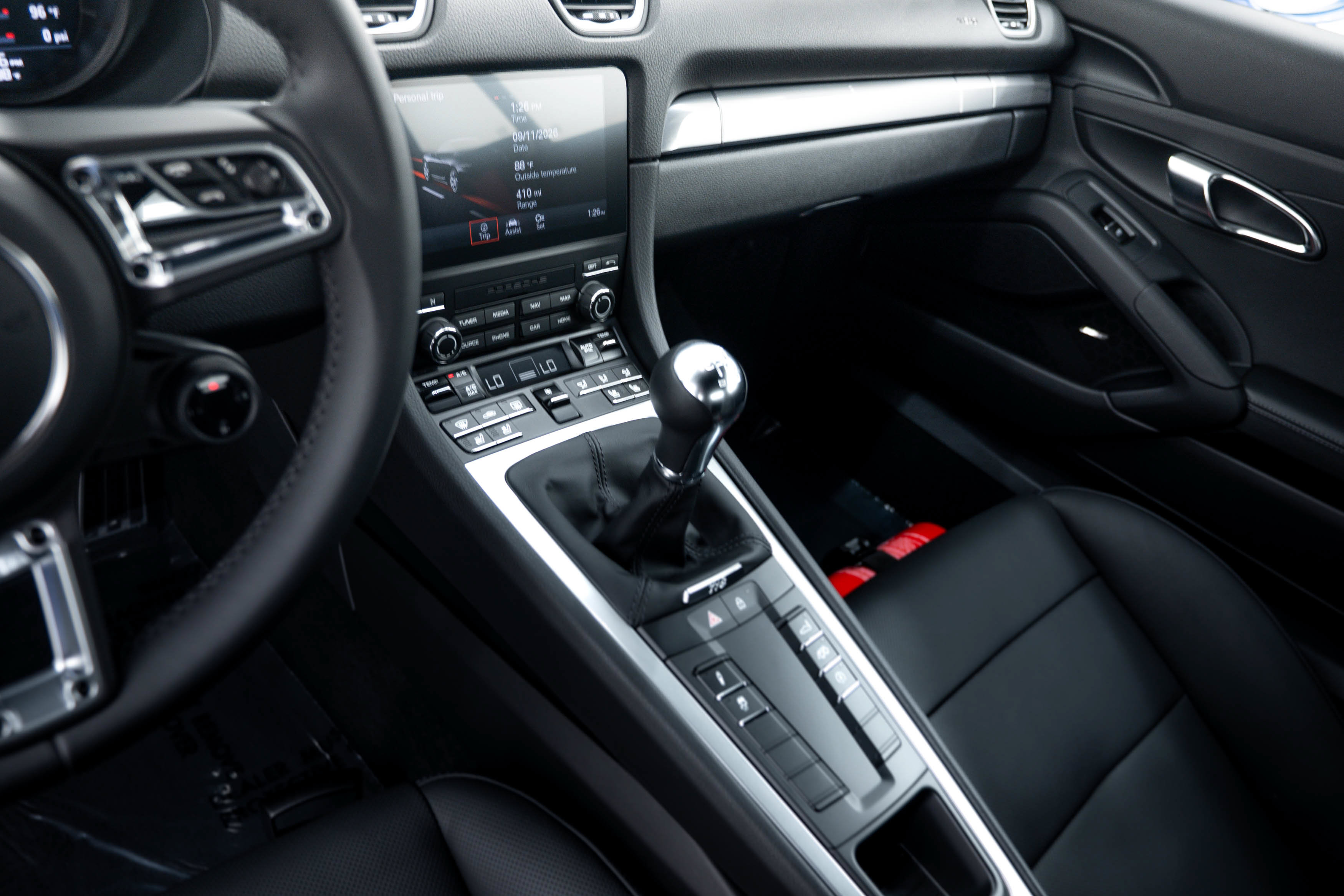 Certified 2025 Porsche 718 Cayman S RWD image 14